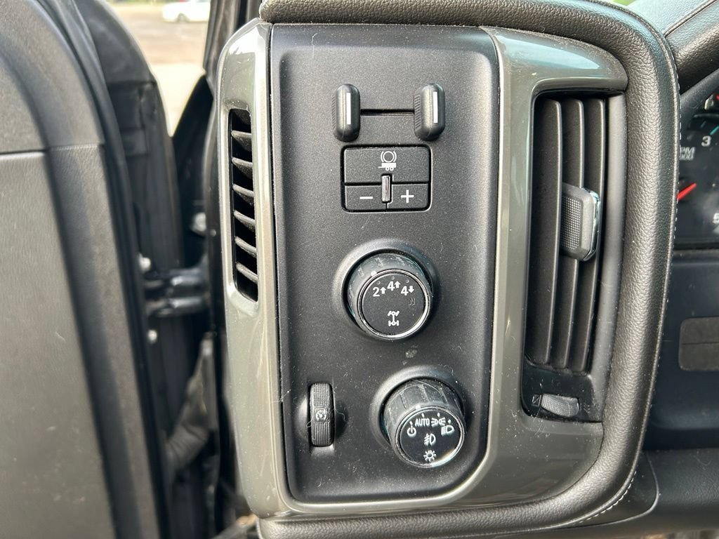 Used 2019 BLACK Chevrolet High Country image 21
