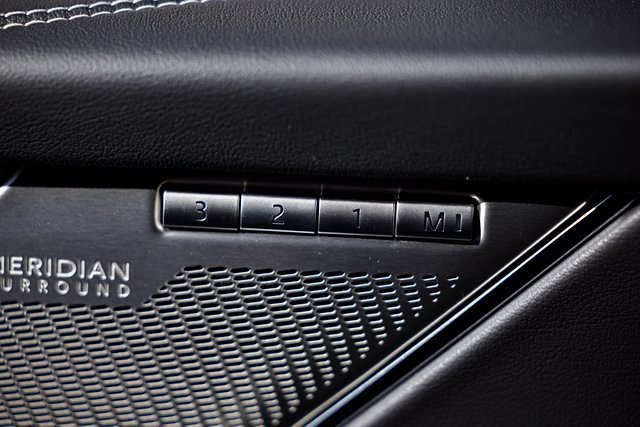 2026 Jaguar F-Pace R-Dynamic S - Photo 15