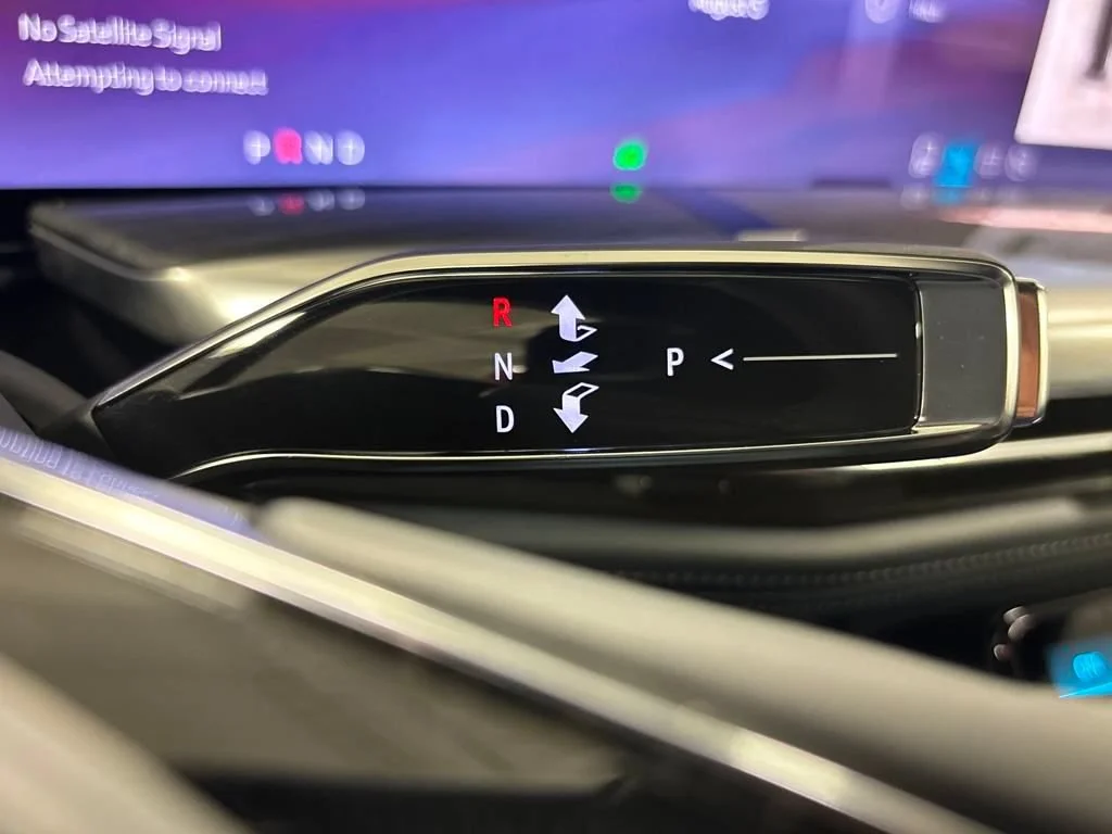 2025 Cadillac Escalade IQ Sport 2 - Photo 36