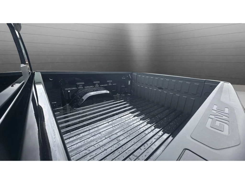 2026 GMC Sierra 1500 SLT - Photo 26