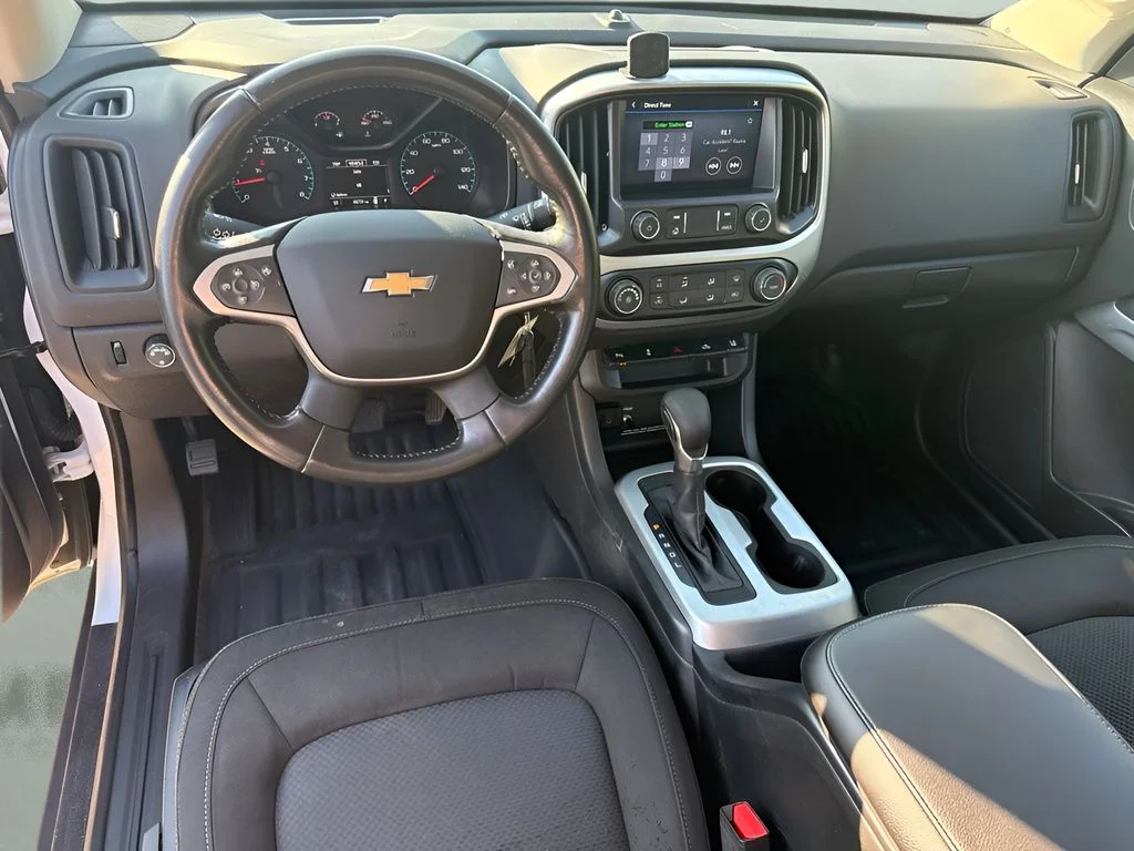 Used 2022 White Chevrolet LT image 11