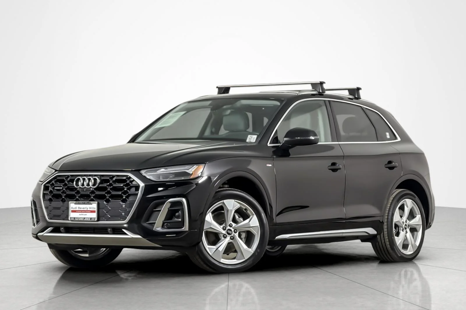 2023 Audi Q5 45 Premium Plus's photo