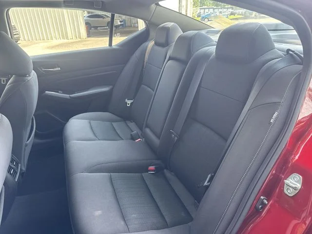 Used 2020 Red Nissan 2.5 SV image 13