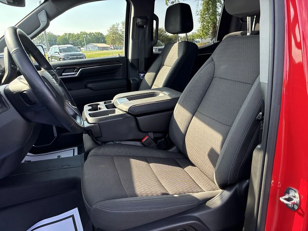 Used 2024 Red Chevrolet LT image 11