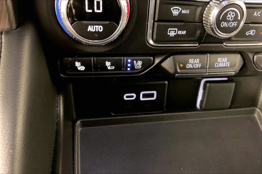 Used 2024 Blue GMC AT4 image 15