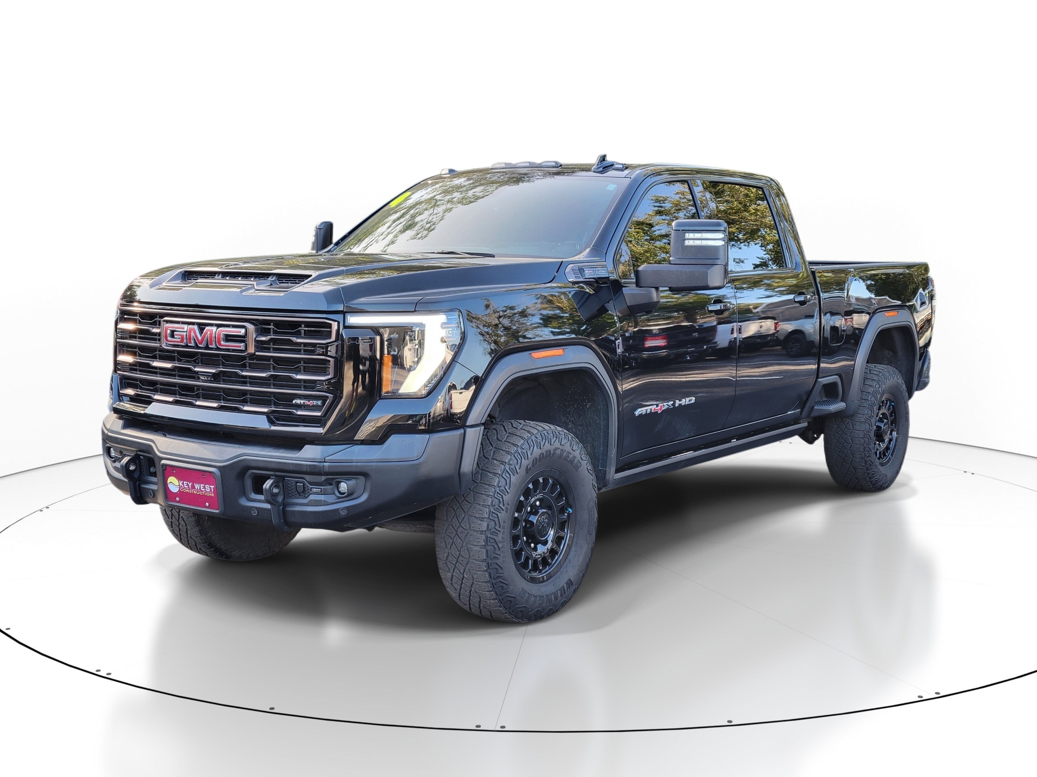 Used 2024 Onyx Black GMC AT4X image 4