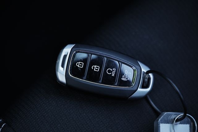 Used 2025 Shimmering Silver Hyundai SEL image 14