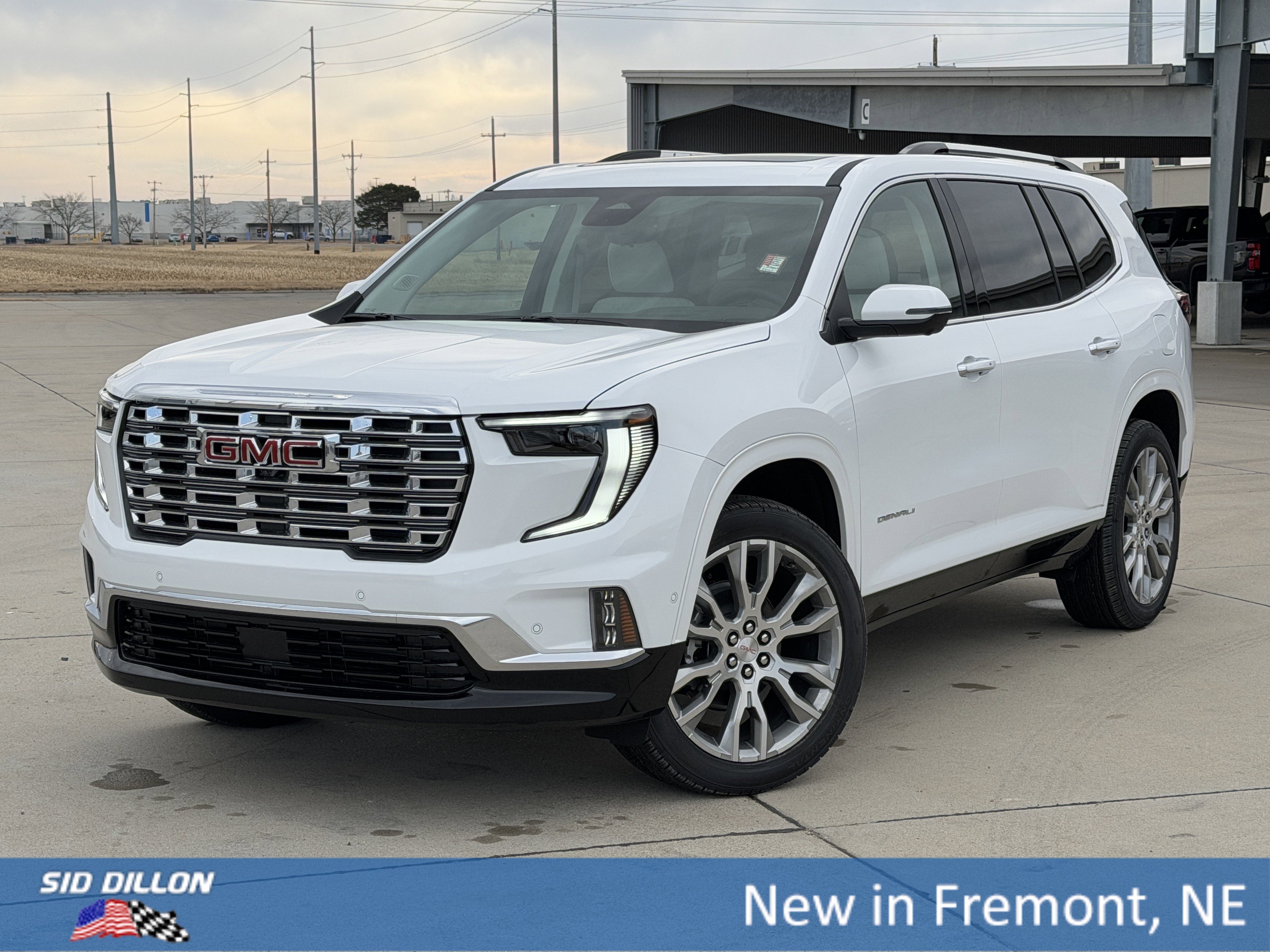 2026 GMC Acadia Denali AWD's photo