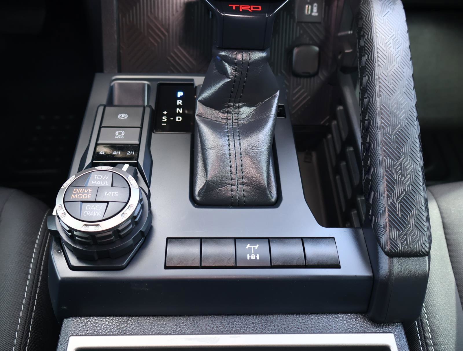 2025 Toyota Tacoma TRD Off Road - Photo 25