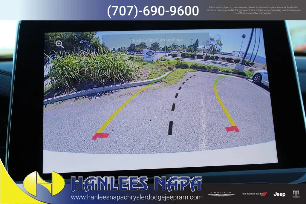 Used 2026 White Jeep Latitude image 26