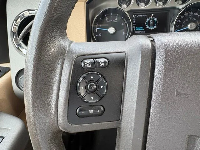 Used 2011  Ford Lariat image 18