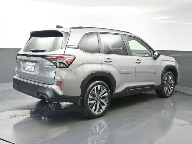 Used 2025 Beige Subaru Touring image 7