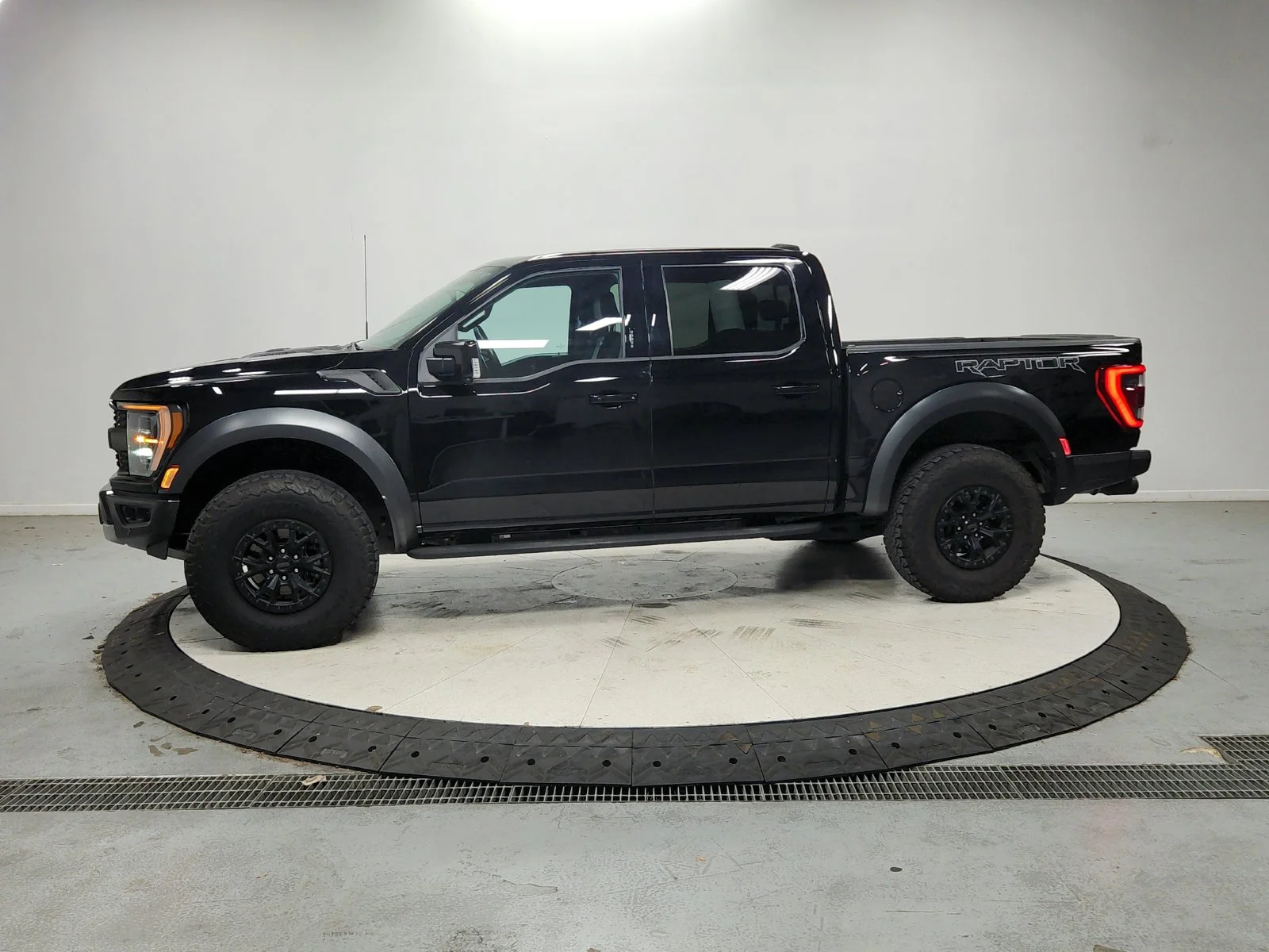 Used 2023 Black Ford Raptor image 5