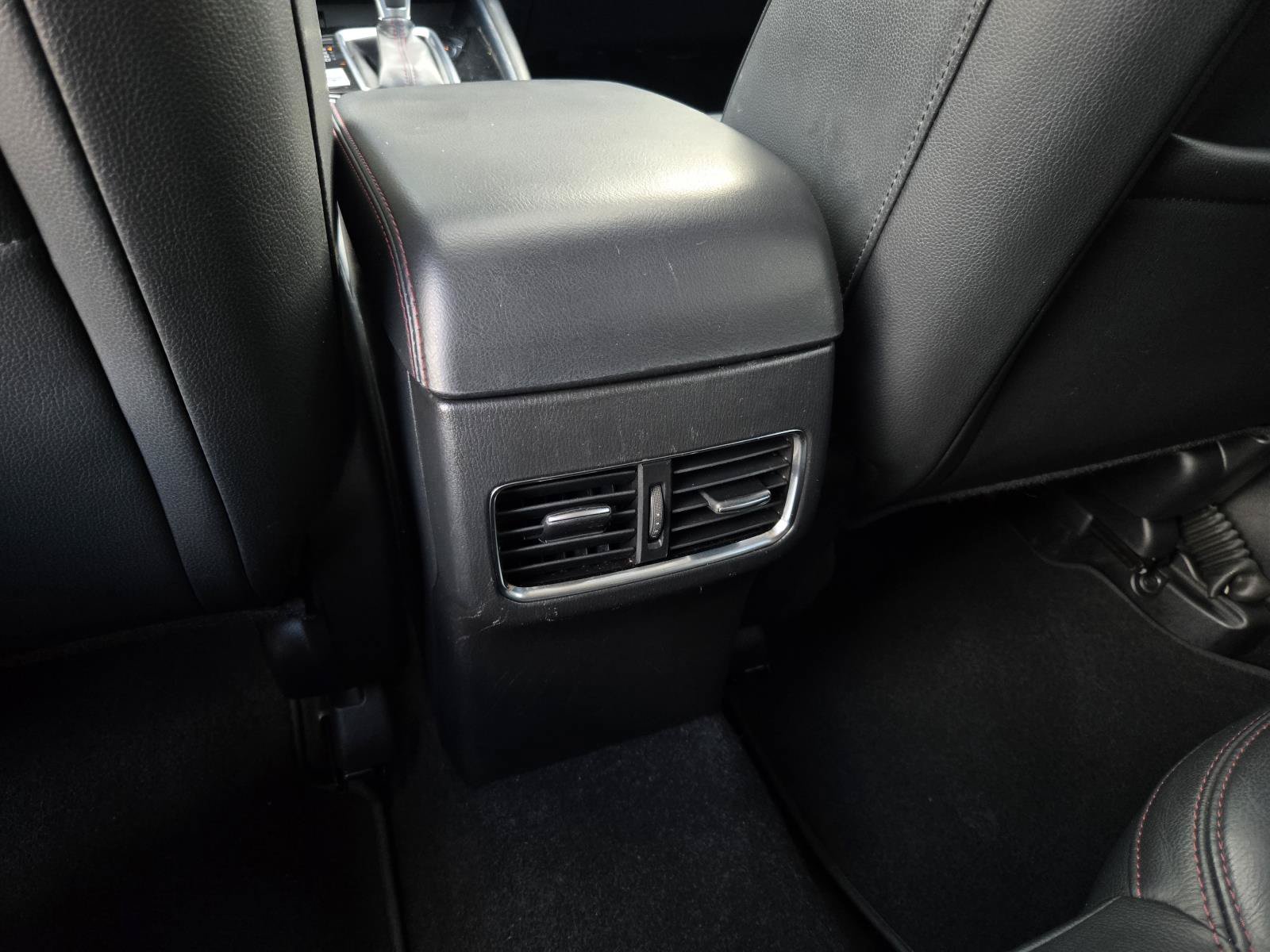 Certified Used 2025 Gray Metallic Mazda 2.5 S Carbon Edition image 24