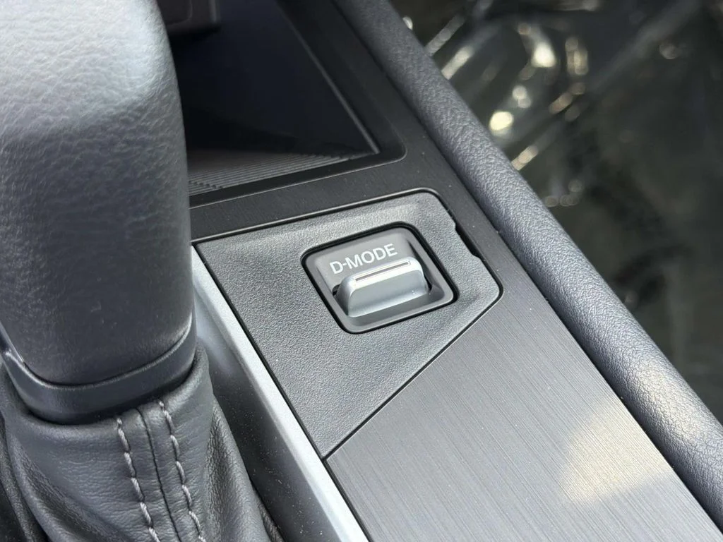 New 2026 Canyon Bronze Metallic Nissan SV image 17