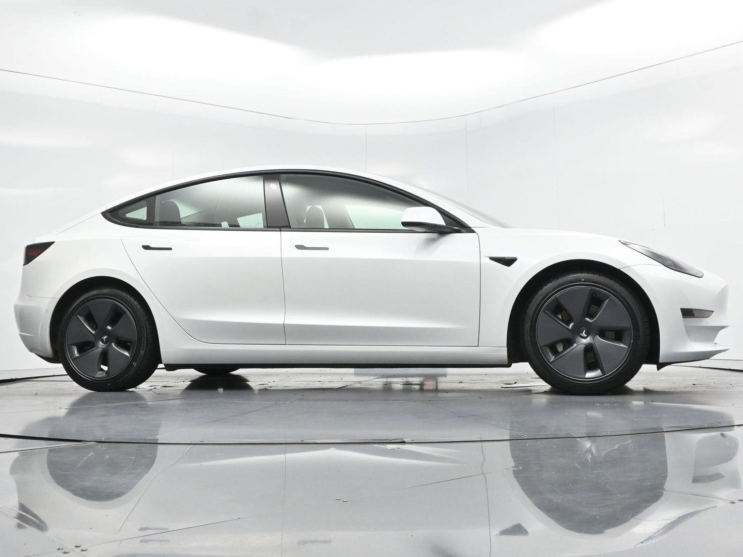 Used 2021 Pearl White Multi-Coat Tesla Standard Range Plus image 50