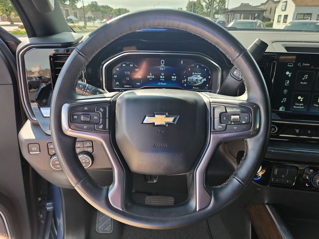 Used 2024 Blue Chevrolet High Country image 17