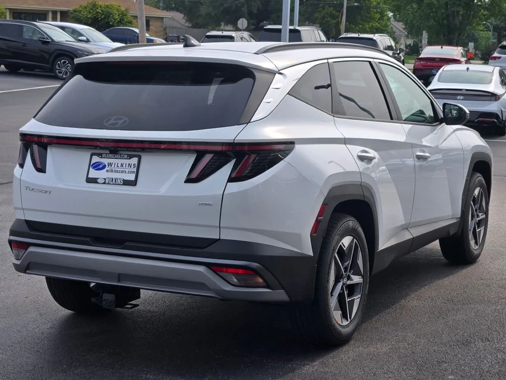 New 2026 White Pearl Hyundai SEL Premium image 11