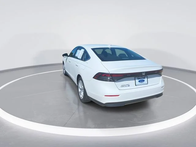 Used 2025 White Honda LX image 6