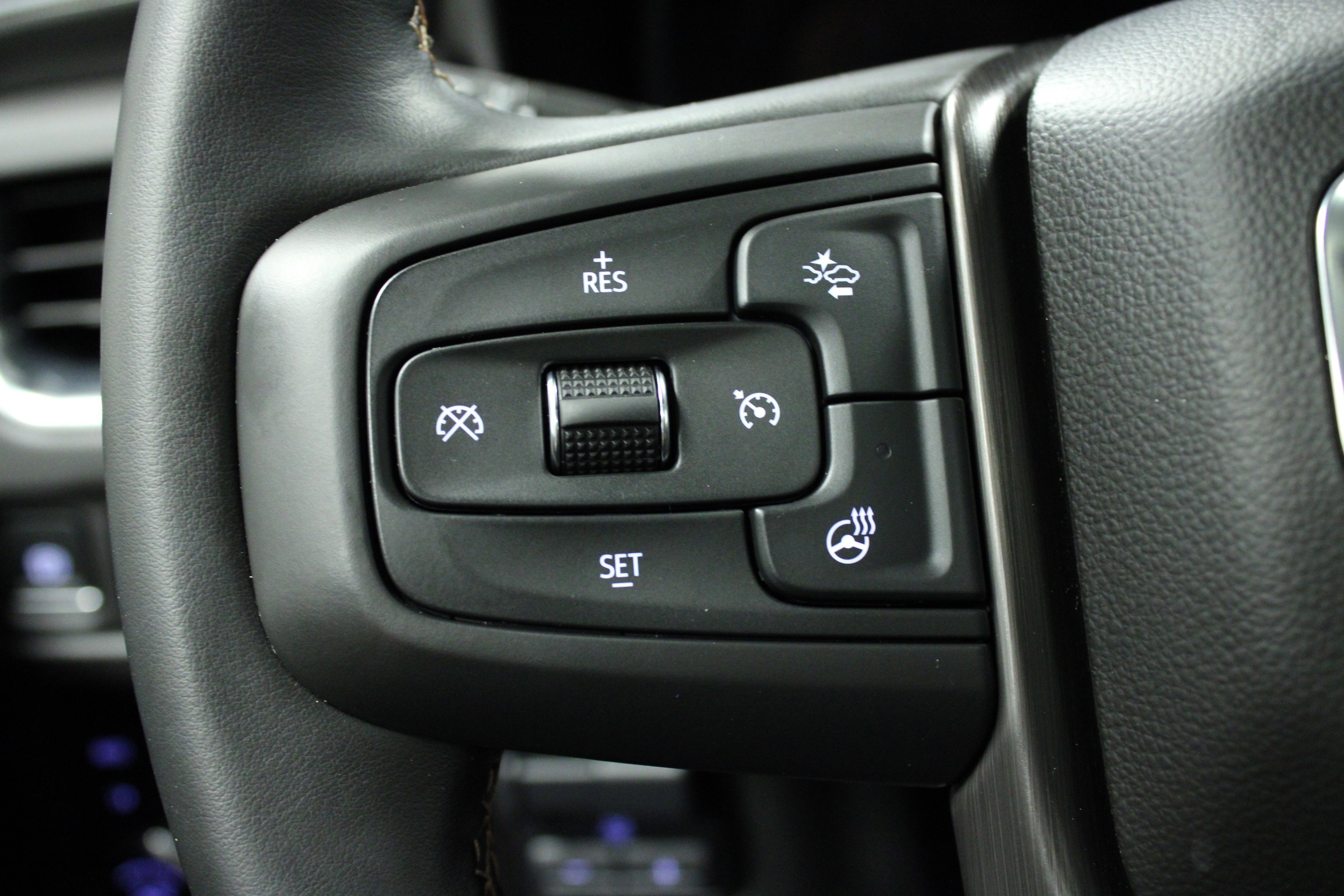 Used 2024 Titanium Rush Metallic GMC AT4 image 21
