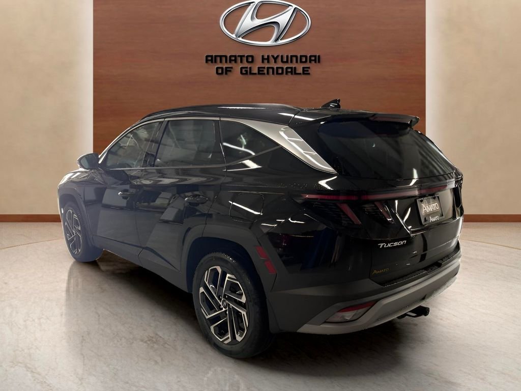 Certified Used 2025 Black Hyundai Limited image 4