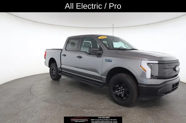 Used 2025 Gray Ford Pro image 27