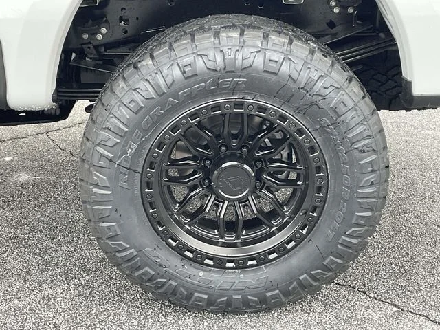 New 2026 Avalanche Ford Lariat image 21