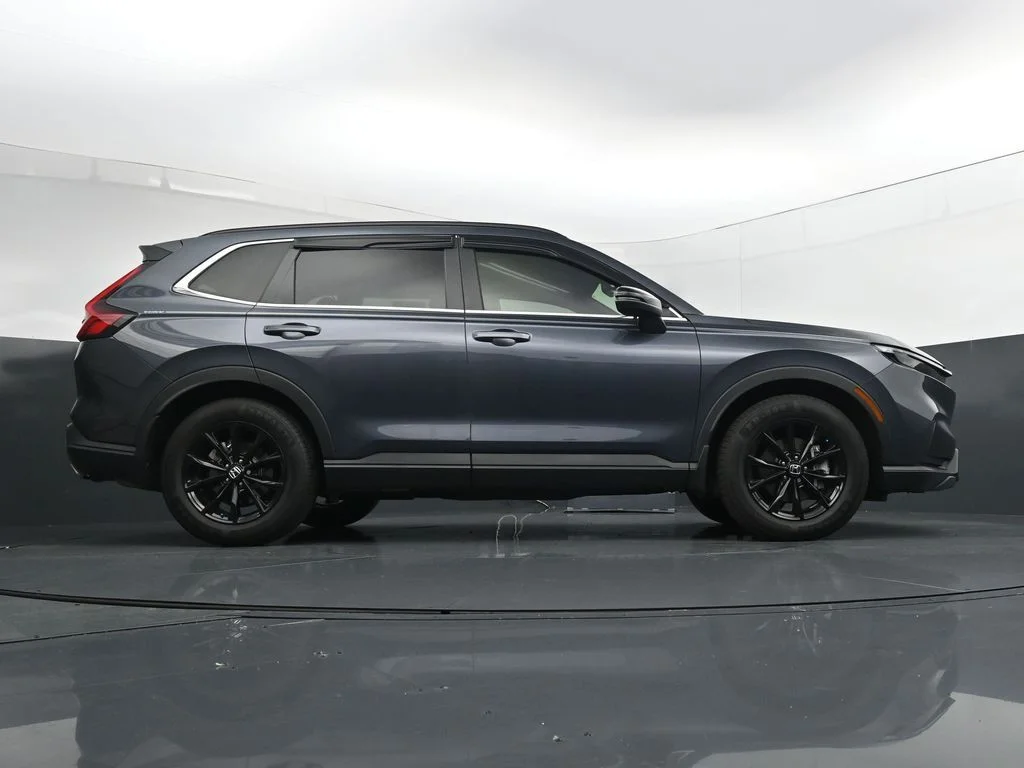 Used 2024  Honda Sport image 38