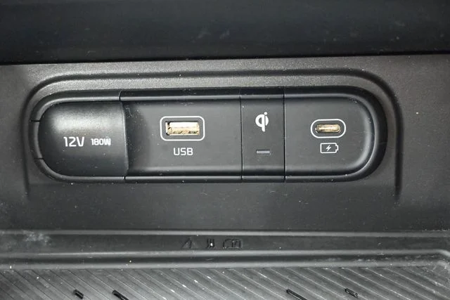 Used 2023 Green Kia X-Line image 34