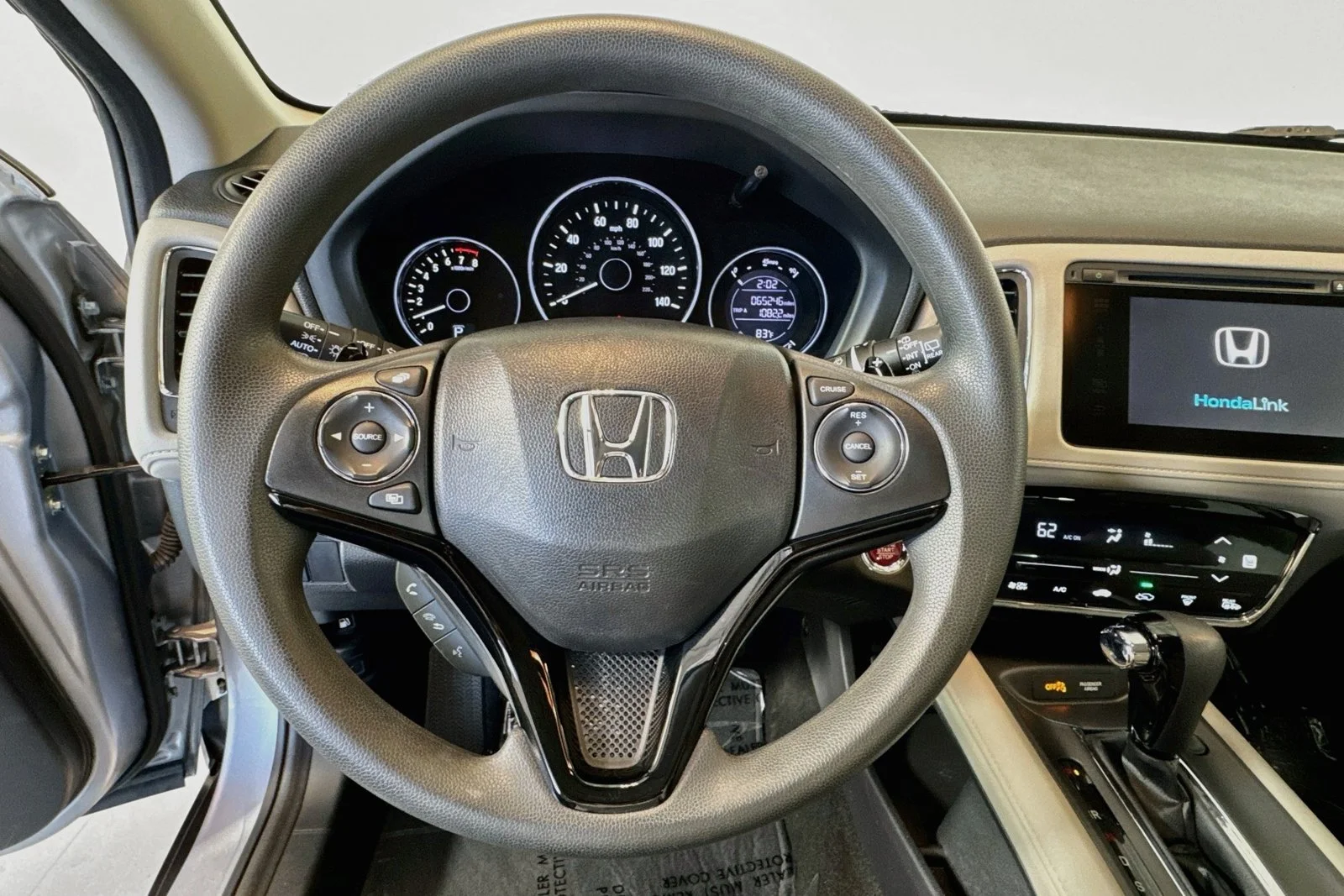 Used 2018 Lunar Silver Metallic Honda EX image 11