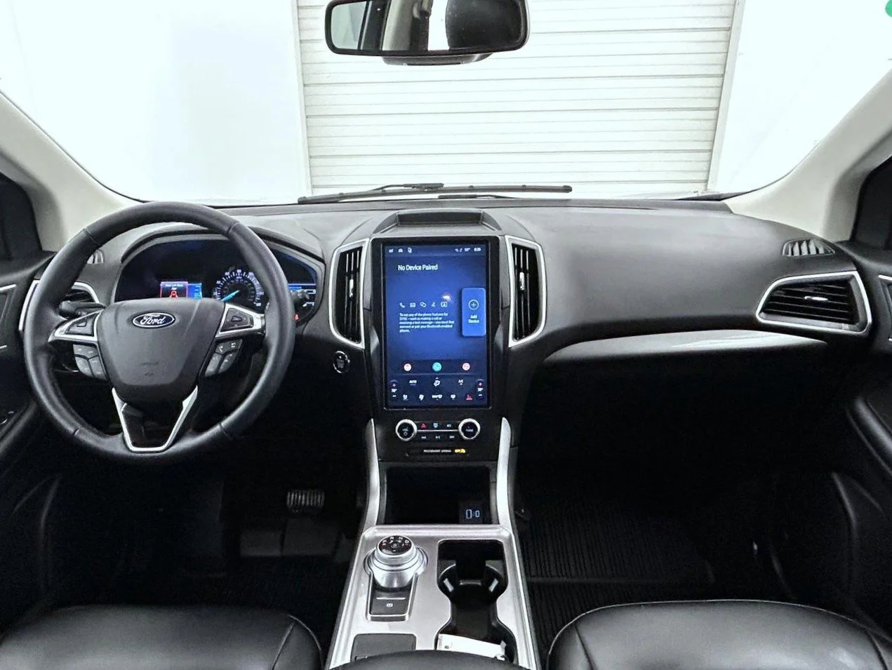 Used 2024 Red Ford SEL image 13