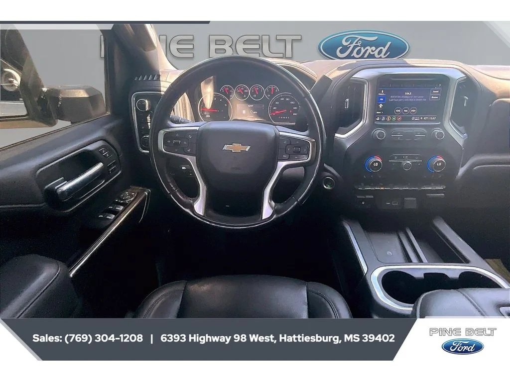 Certified Used 2022 Iridescent Pearl Tricoat Chevrolet LTZ image 7