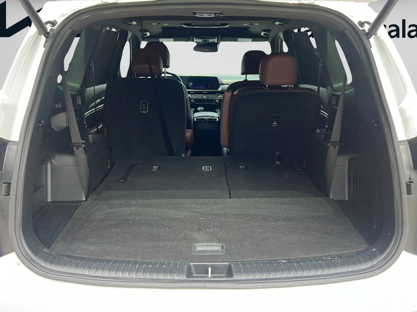 Used 2023 Glacial White Pearl Kia EX image 9
