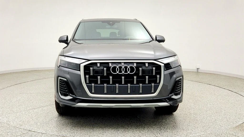 Used 2025 Samurai Gray Metallic Audi Premium Plus 55 TFSI quattro image 2