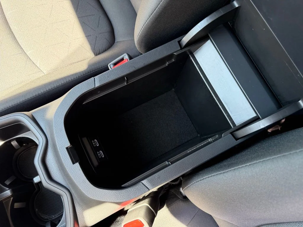Used 2025 Ice Toyota XLE image 27