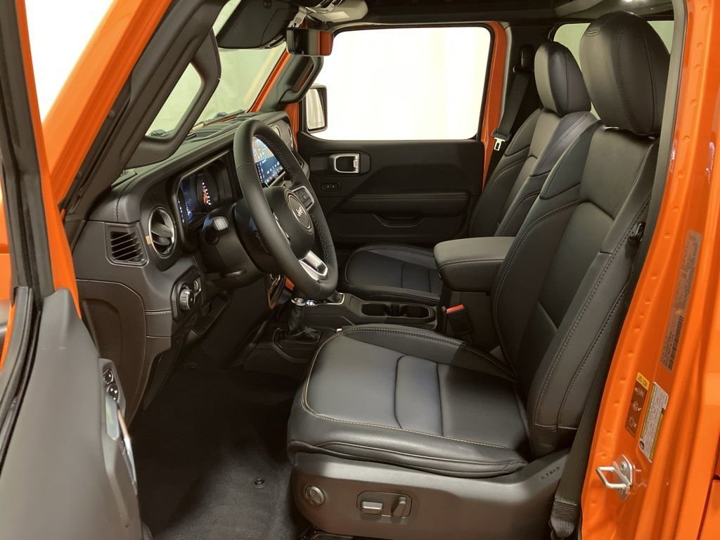 New 2026 Joose Exterior Paint Jeep Sahara image 12