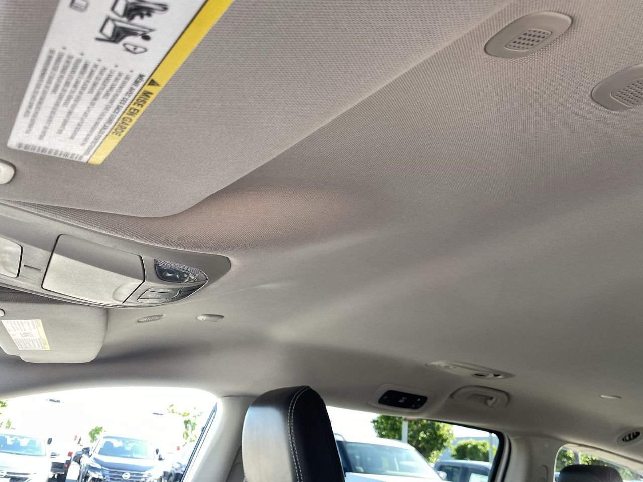 Used 2023 Bright White Chrysler Touring L image 33