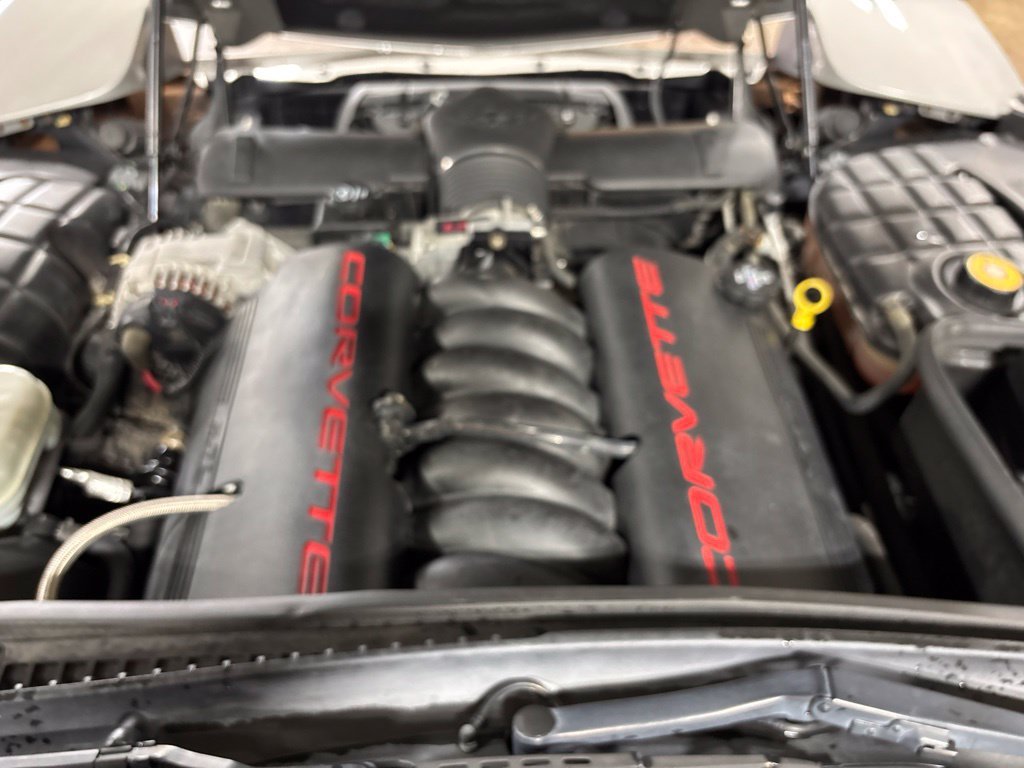 Used 2004 Silver Chevrolet Base image 27
