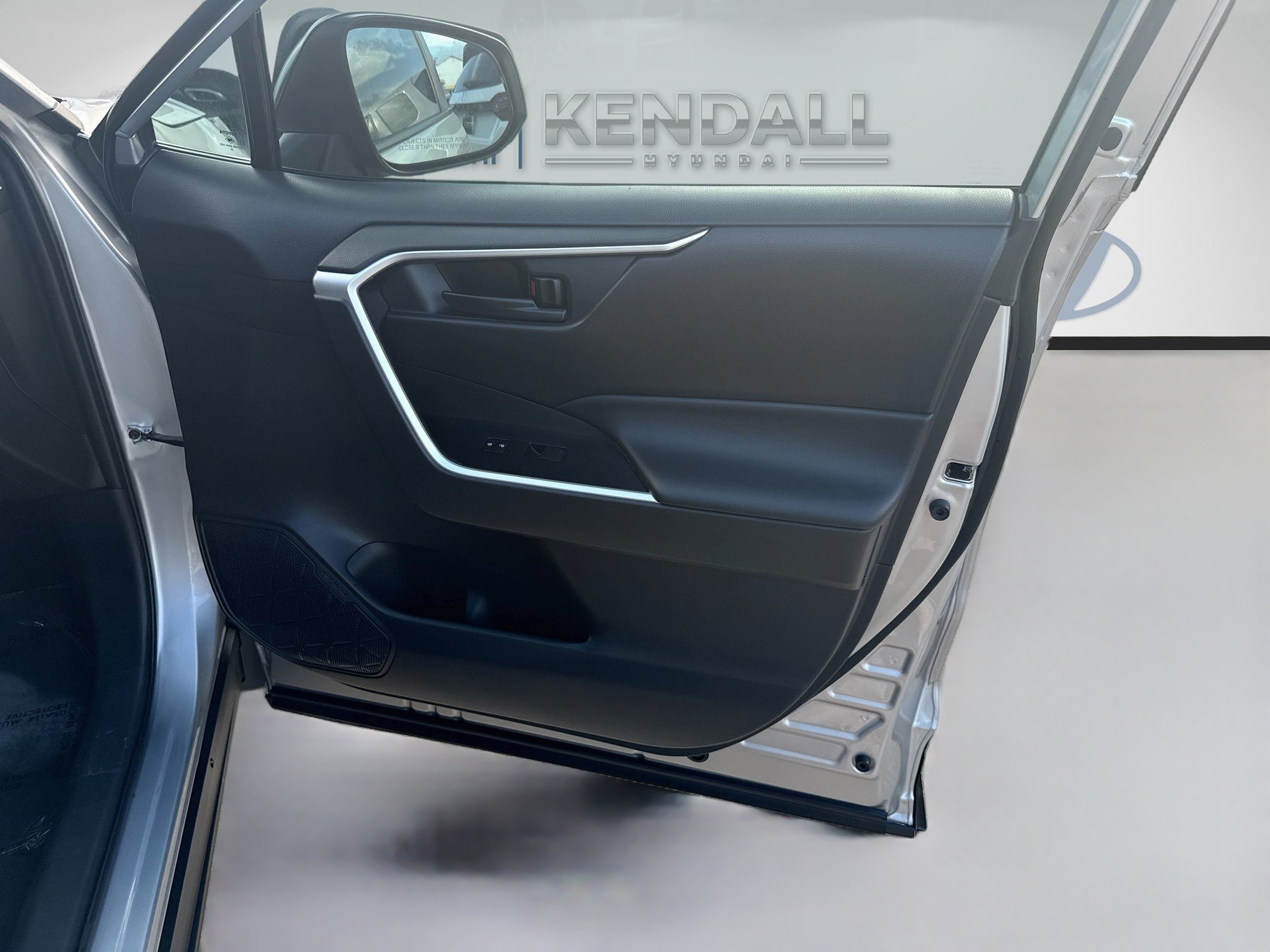 Used 2024 Silver Sky Metallic Toyota Hybrid LE image 31