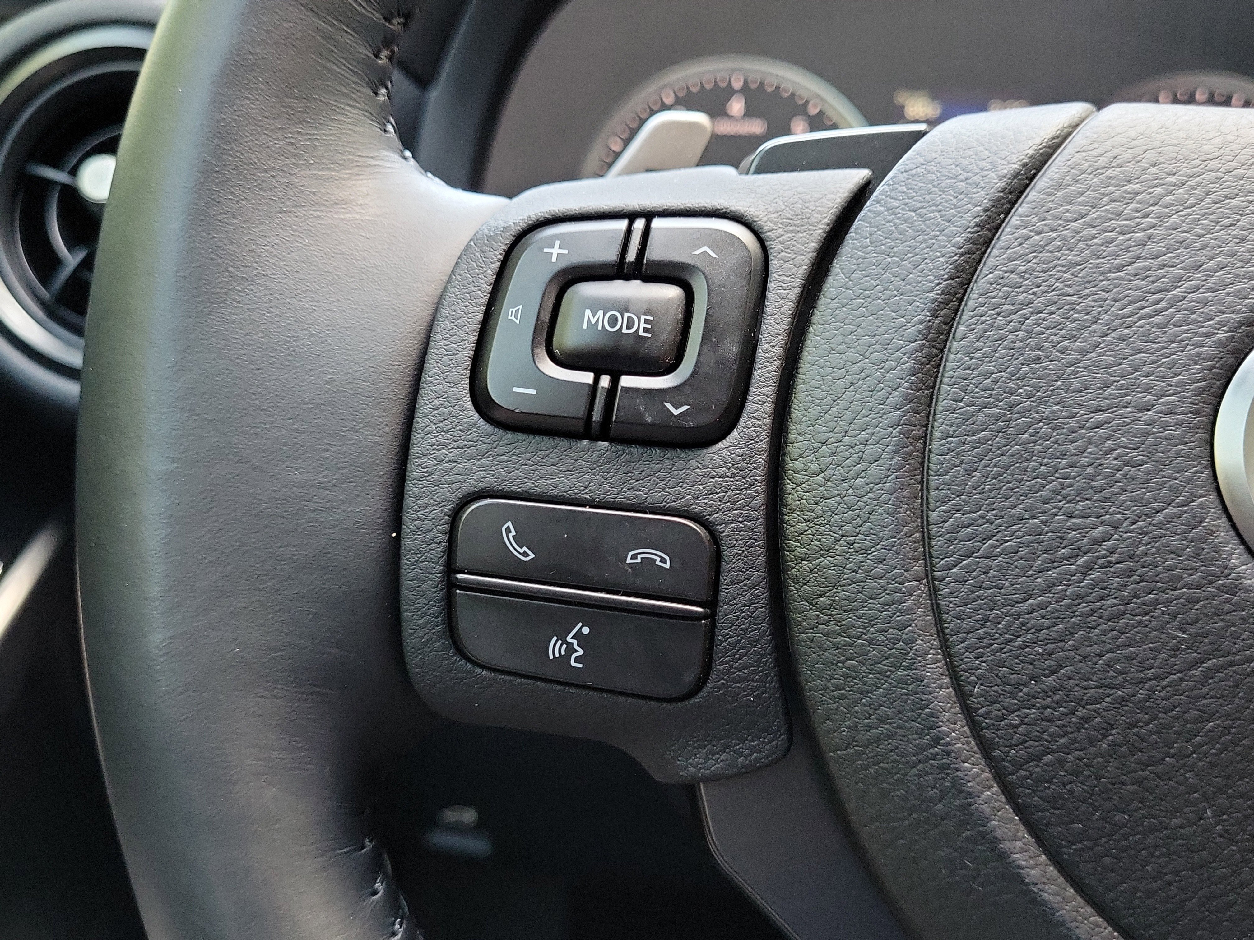 Used 2025 Ultra White Lexus IS 350 F SPORT Design image 20