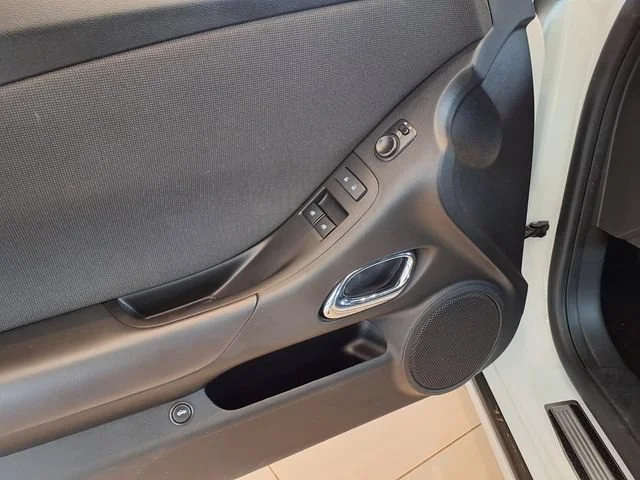 Used 2014 Summit White Chevrolet SS image 19