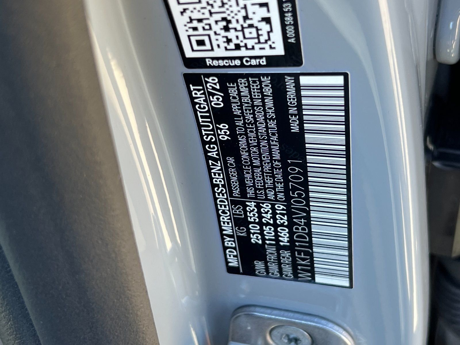 New 2027 MANUFAKTUR Alpine Grey Mercedes-Benz 250+ image 24