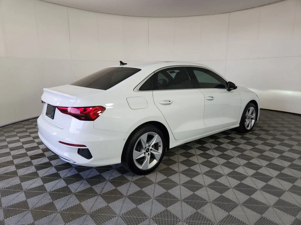 Used 2022 White Audi 40 Premium image 4