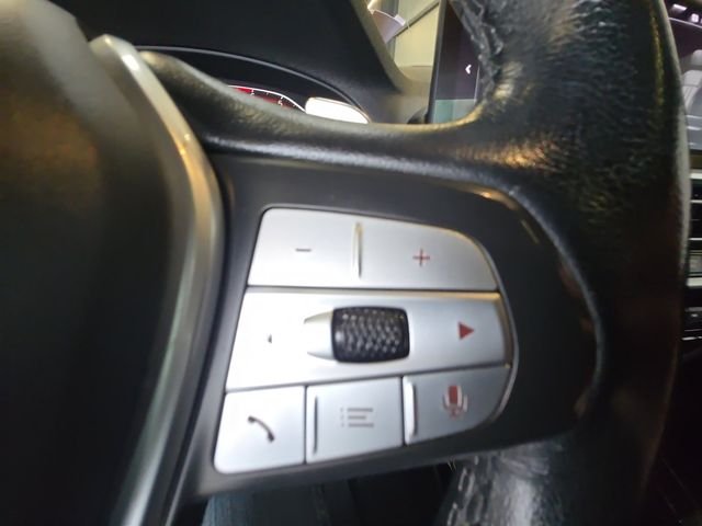 Used 2023 Black BMW xDrive30i image 19