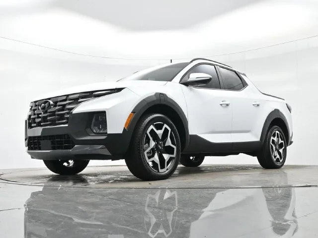 Used 2022 Ice White Hyundai Limited image 26