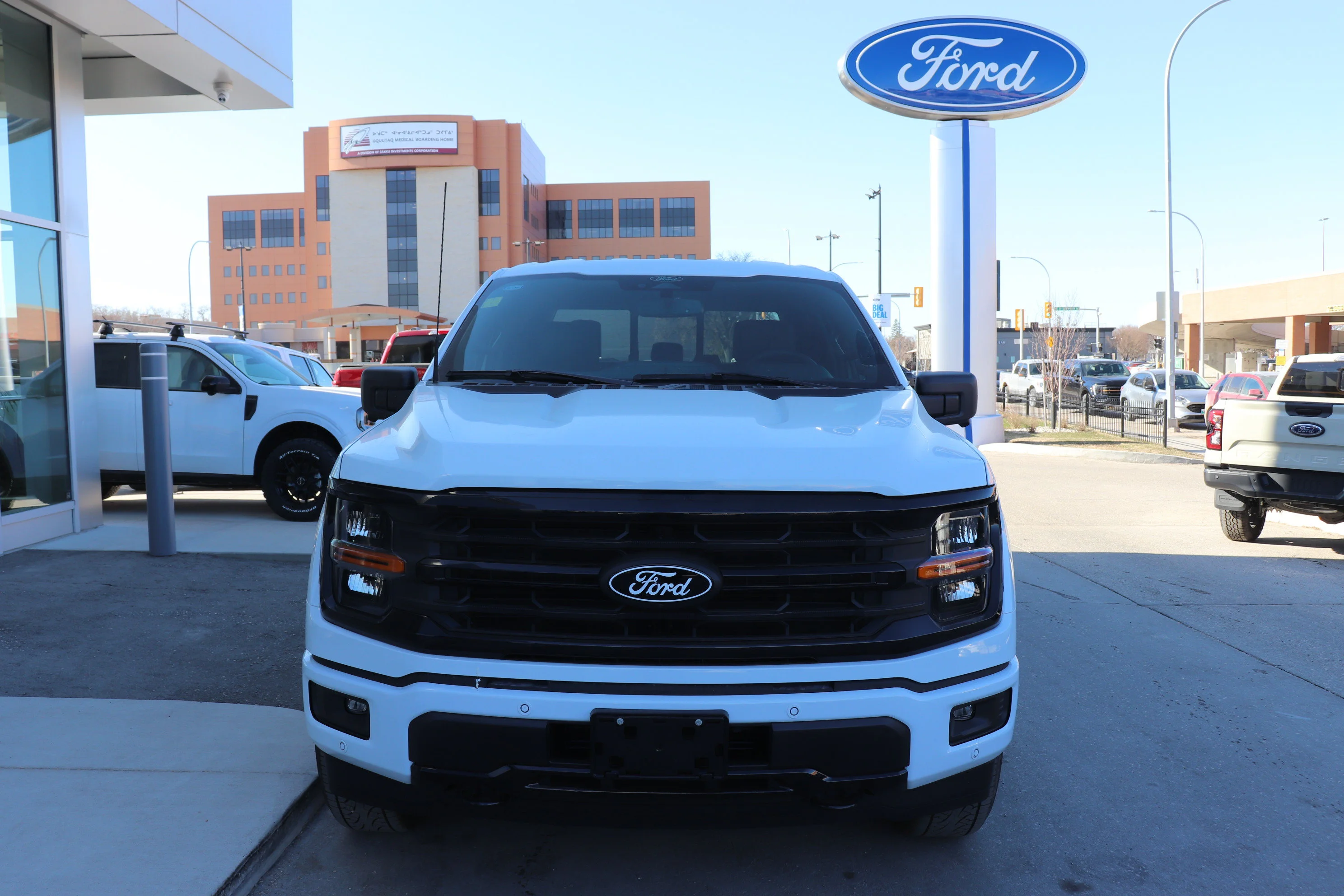 New 2026 OXFORD WHITE Ford XLT image 2