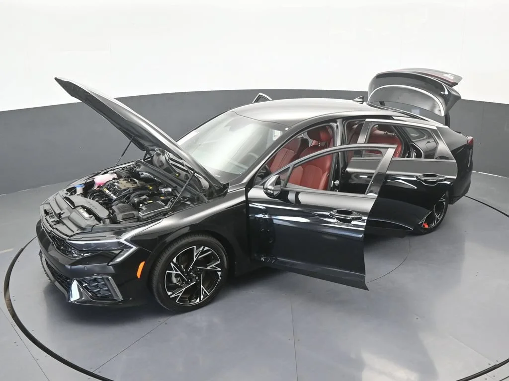 Used 2026 Aurora Black Kia GT-Line image 65