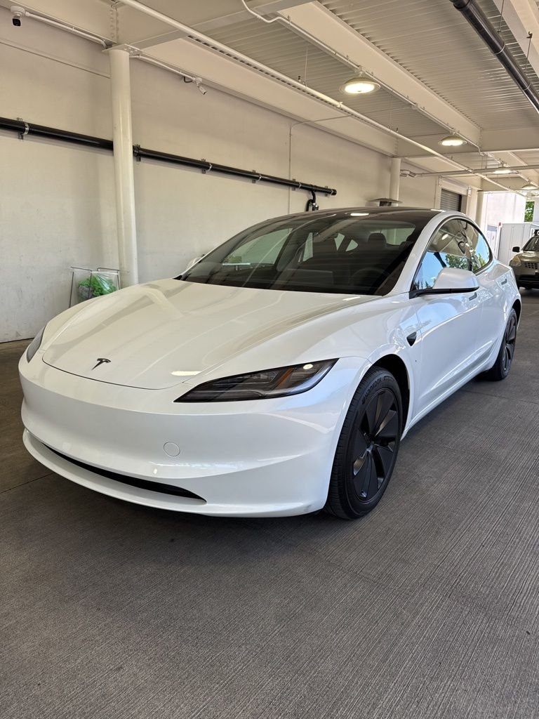 2024 Tesla Model 3's photo