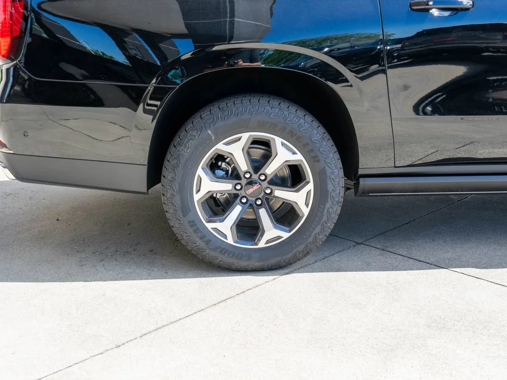 New 2026 Onyx Black GMC AT4 Ultimate image 36