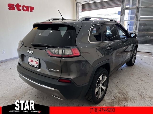 Used 2019 Granite Crystal Metallic Clearcoat Jeep Limited image 7